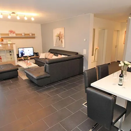 Casa Ai Faggi, 3-zimmerwohnung, 3 Stock By Holap Sa * Losone